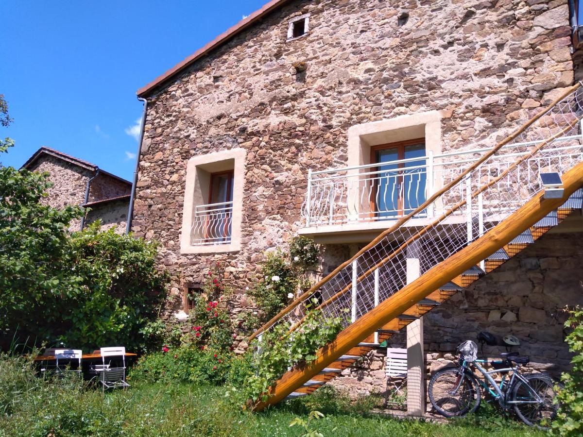 Le Vallon D'Armandine, Gite Ecologique Auvergne Saint-Hilaire  Екстер'єр фото